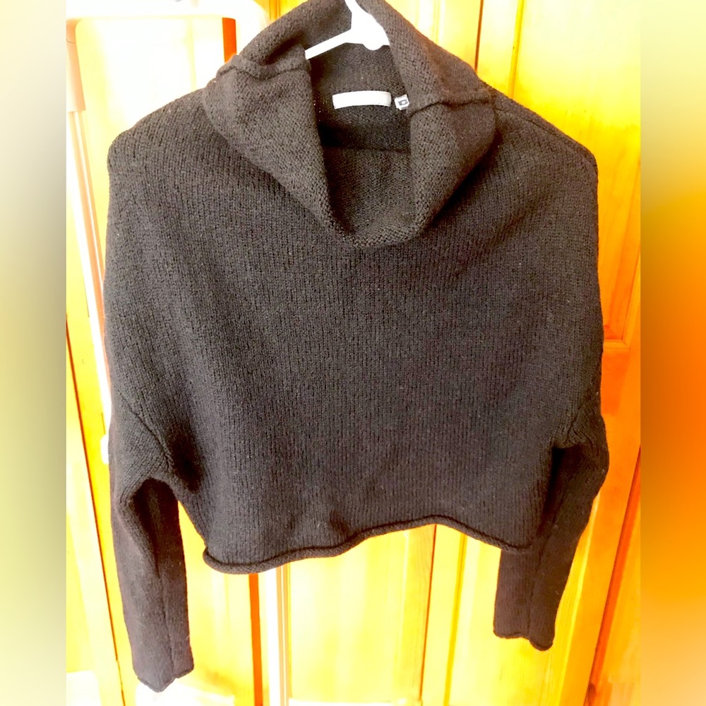 Vince black turtleneck crop sweater